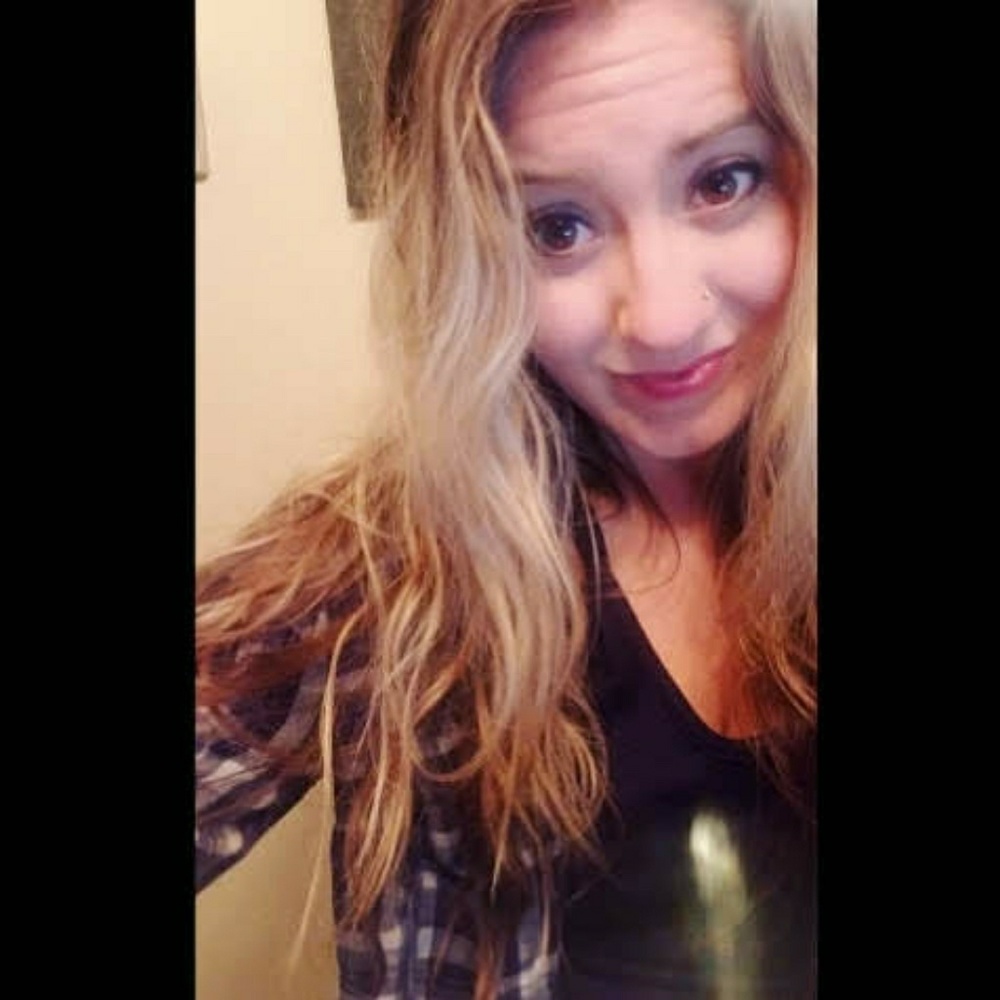 Meet your Posher, Alyssa